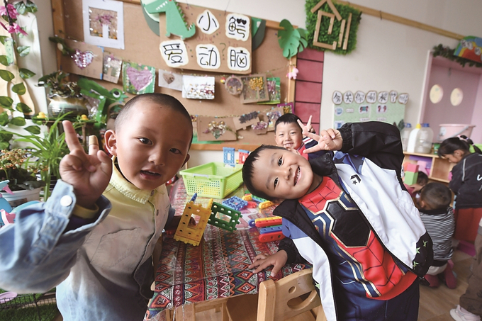 江蘇援建的拉薩市江蘇實驗幼兒園，所有師資在江蘇接受培訓，打造具有江蘇水準的優(yōu)質(zhì)學前教育資源。 本報記者 萬程鵬 攝