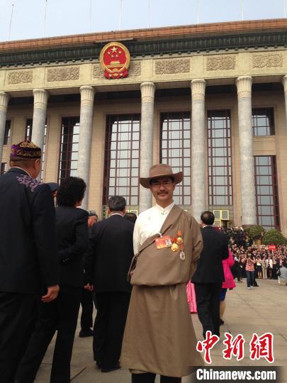 圖為2016年，尼瑪扎西出席全國政協(xié)會議(資料圖)。西藏農(nóng)科院 供圖