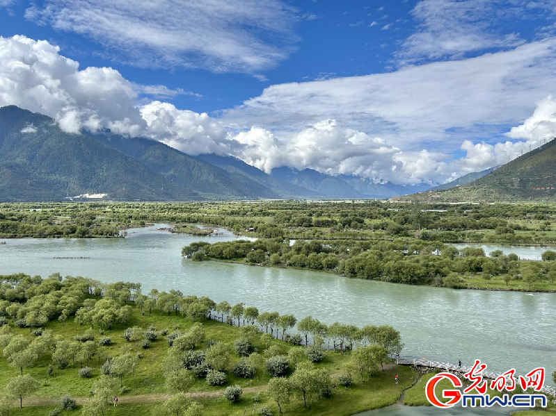 我們的家園丨【組圖】 綠水青山入畫(huà)，“金山銀山”筑起